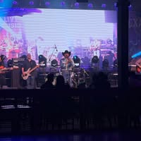 Mario Flores