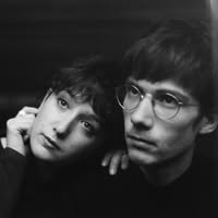 Nous Deux