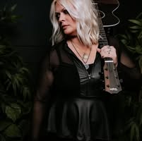 Jenn Ford & The Wide Eyed Devils