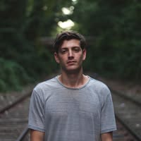 Avi Snow