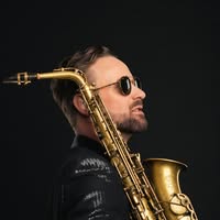 Max the Sax