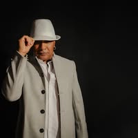 Javier Vásquez Página Oficial