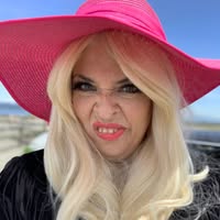 Shirley Gnome