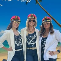 The Yacht Rock-ettes