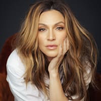 Shoshana Bean