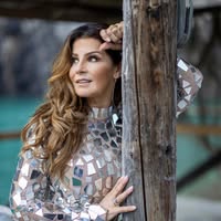 Carola (Official)