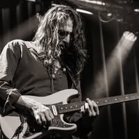 Simon Gardner Guitarist