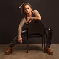 Nikki Holland and The Dirty Elizabeths